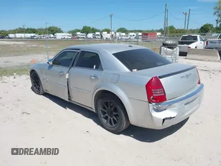 2007 Chrysler 300 C with VIN 2C3KA63H17H849672, listed as a IAAI auction lot 41800769 with 249,457 mi miles and . Bid and sale history available at carsss.com. Image 3.