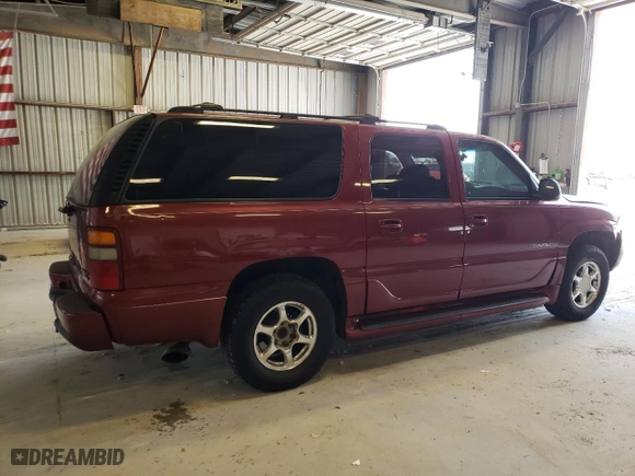 2002 GMC Yukon XL Denali with VIN 1GKFK66U92J172644, listed as a Copart auction lot 49002884 with 274,736 mi miles and Salvage Title. Bid and sale history available at carsss.com. Image 3.