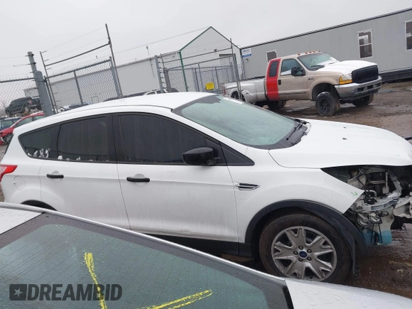 2014 Ford Escape S with VIN 1FMCU0F73EUB09490, listed as a IAAI auction lot 41557088 with 247,187 mi miles. Bid and sale history available at carsss.com. Image 14.