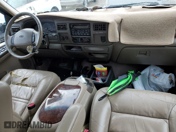 2000 Ford Excursion Limited with VIN 1FMNU43S4YEB85419, listed as a Copart auction lot 46796535 with 118,979 mi miles and Salvage title. Bid and sale history available at DreamBid. Image 8.