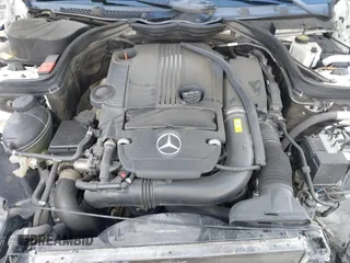 2015 Mercedes-Benz C 250 с VIN WDDGJ4HB2FG406506, выставлен на аукционе IAAI как лот 42429753 с пробегом 125 609 миль миль и . История ставок и продаж доступна на DreamBid. Изображение 10.