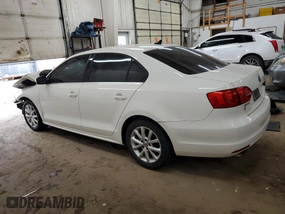 2014 Volkswagen Jetta Sedan SE with VIN 3VWD17AJ6EM377996, listed as a Copart auction lot 49292985 with 141,158 mi miles and Clean Title. Bid and sale history available at carsss.com. Image 2.