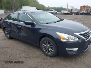 2015 Nissan Altima 2.5 z VIN 1N4AL3AP8FC249054, wystawiony jako IAAI lot #42179598 z przebiegiem 114 497 mil mil oraz . Historia ofert i sprzedaży dostępna na DreamBid. Obrazek 1.