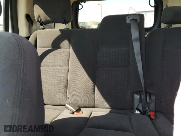 2010 Ford Explorer XLT z VIN 1FMEU6DE9AUA93402, wystawiony jako Copart lot #70621624 z przebiegiem Nie podano mil oraz Szkoda całkowita • Salvage title. Historia ofert i sprzedaży dostępna na DreamBid. Obrazek 10.