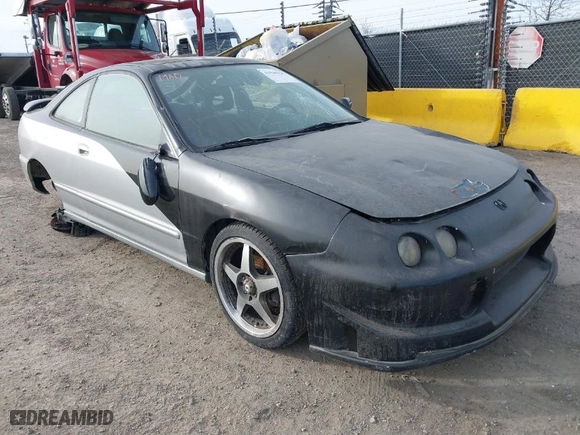 1996 Acura Integra LS with VIN JH4DC4450TS022559, listed as a IAAI auction lot 41546155 with 230,779 mi miles. Bid and sale history available at carsss.com. Image 1.