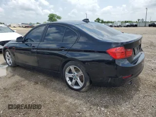 2014 BMW 3 Series 320i with VIN WBA3B1C56EK131723, listed as a Copart auction lot 54686025 with 95,105 mi miles and Salvage title. Bid and sale history available at DreamBid. Image 2.