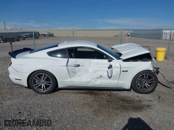 2015 Ford Mustang EcoBoost with VIN 1FA6P8TH8F5306709, listed as a IAAI auction lot 41880999 with 89,492 mi miles and . Bid and sale history available at carsss.com. Image 13.