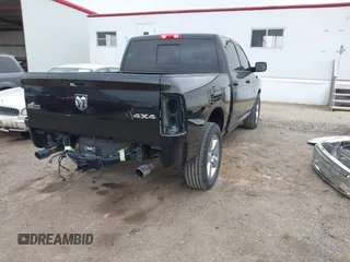 2016 Ram 1500 Big Horn z VIN 3C6RR7LT4GG384177, wystawiony jako IAAI lot #42076327 z przebiegiem 97 572 mil mil oraz . Historia ofert i sprzedaży dostępna na DreamBid. Obrazek 4.