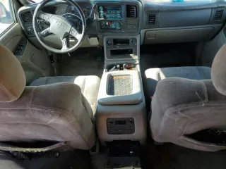 2006 Chevrolet Suburban LS with VIN 3GNFK16Z16G209565, listed as a Copart auction lot 62562075 with 193,249 mi miles and Salvage title. Bid and sale history available at DreamBid. Image 8.