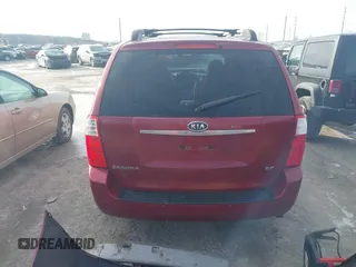 2008 Kia Sedona LX with VIN KNDMB233186264043, listed as a IAAI auction lot 41462661 with 183,763 mi miles. Bid and sale history available at carsss.com. Image 17.