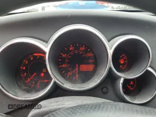 2003 Pontiac Vibe z VIN 5Y2SL62893Z432141, wystawiony jako Copart lot #56989855 z przebiegiem 173 465 mil mil oraz Czysty tytuł • Clean title. Historia ofert i sprzedaży dostępna na DreamBid. Obrazek 9.