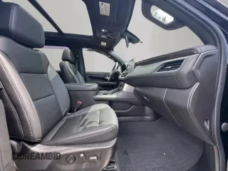 2022 Chevrolet Suburban LT with VIN 1GNSKCKD8NR10297, listed as a Copart auction lot 62238575 with 195,782 mi miles and Clean title. Bid and sale history available at DreamBid. Image 5.