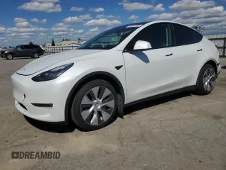2021 Tesla Model Y Long Range z VIN 5YJYGAEE4MF267156, wystawiony jako Copart lot #50634185 z przebiegiem 72 850 mil mil oraz Szkoda całkowita • Salvage title. Historia ofert i sprzedaży dostępna na DreamBid. Obrazek 1.