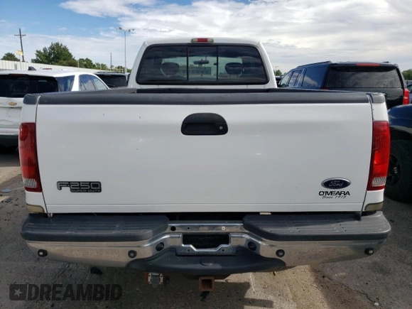 2001 Ford Super Duty F-250 XL with VIN 1FTNX21S81EC05051, listed as a Copart auction lot 68317304 with 121,045 mi miles and Clean Title. Bid and sale history available at carsss.com. Image 6.