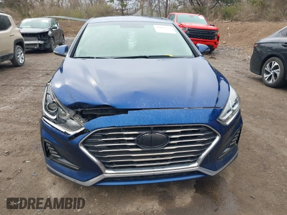 2018 Hyundai Sonata Sport with VIN 5NPE34AF0JH649065, listed as a IAAI auction lot 41882373 with 80,715 mi miles and . Bid and sale history available at carsss.com. Image 12.