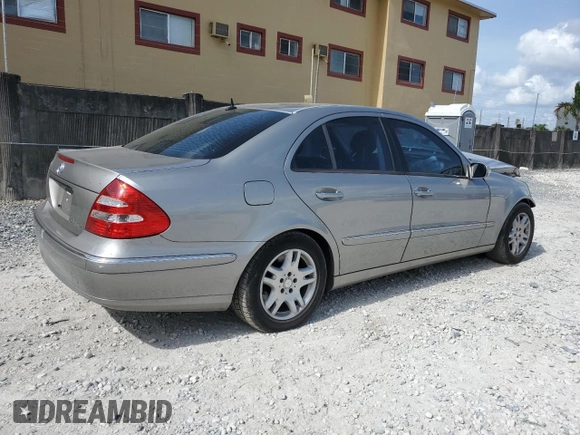 2003 Mercedes-Benz E 320 z VIN WDBUF65J63A194440, wystawiony jako Copart lot #57824905 z przebiegiem Nie podano mil oraz Szkoda całkowita • Salvage title. Historia ofert i sprzedaży dostępna na DreamBid. Obrazek 3.