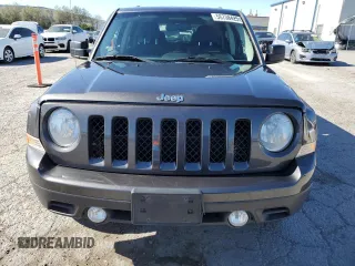2015 Jeep Patriot Altitude z VIN 1C4NJRBB5FD143422, wystawiony jako Copart lot #56738425 z przebiegiem 148 475 mil mil oraz Szkoda całkowita • Salvage title. Historia ofert i sprzedaży dostępna na DreamBid. Obrazek 5.