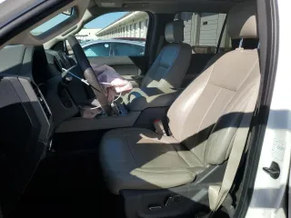 2019 Ford Expedition Max XLT с VIN 1FMJK1HT3KEA29609, выставлен на аукционе Copart как лот 54663235 с пробегом 134 039 миль миль и Списание • Salvage title. История ставок и продаж доступна на DreamBid. Изображение 7.