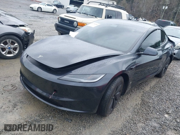 2024 Tesla Model 3 z VIN 5YJ3E1EAXRF860931, wystawiony jako IAAI lot #41760589 z przebiegiem 12 273 mil mil oraz . Historia ofert i sprzedaży dostępna na DreamBid. Obrazek 2.