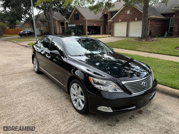 2008 Lexus LS 600h L with VIN JTHDU46F885002794, listed as a Copart auction lot 80986664 with NaN miles and Clean Title. Bid and sale history available at carsss.com. Image 1.