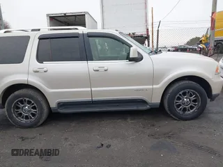 2005 Lincoln Aviator with VIN 5LMEU88H45ZJ17093, listed as a IAAI auction lot 42042816 with 87,646 mi miles and . Bid and sale history available at DreamBid. Image 14.