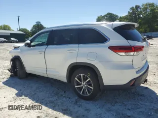 2017 Toyota Highlander XLE with VIN 5TDKZRFH3HS521741, listed as a Copart auction lot 55981365 with 91,680 mi miles and Salvage title. Bid and sale history available at DreamBid. Image 2.