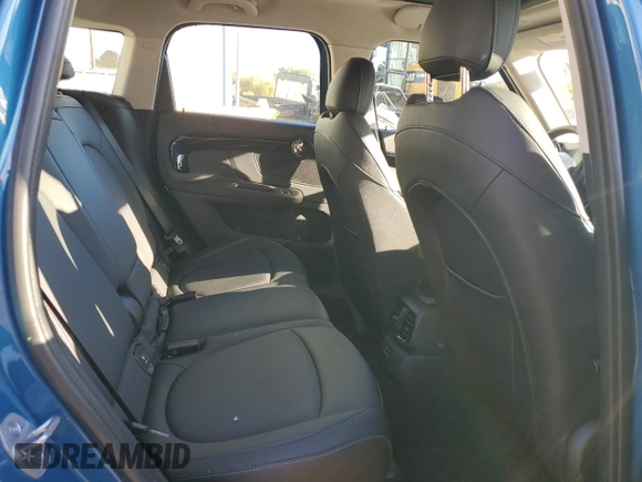 2024 MINI Countryman Cooper S с VIN WMZ53BR04R3R92540, выставлен на аукционе Copart как лот 79319024 с пробегом 6 970 миль миль и Списание • Salvage title. История ставок и продаж доступна на DreamBid. Изображение 10.