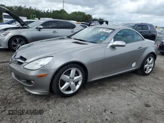 2005 Mercedes-Benz SLK-Class with VIN WDBWK56F95F039444, listed as a Copart auction lot 59275854 with 100,681 mi miles and Salvage Title. Bid and sale history available at carsss.com. Image 1.