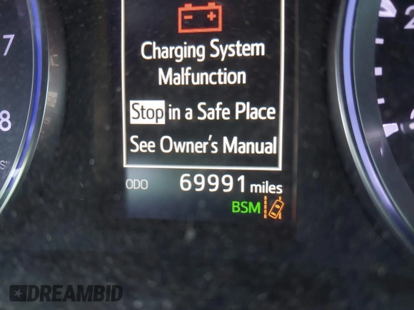 2018 Toyota Highlander Limited with VIN 5TDDZRFH1JS851022, listed as a IAAI auction lot 42527334 with 69,991 mi miles and . Bid and sale history available at DreamBid. Image 16.