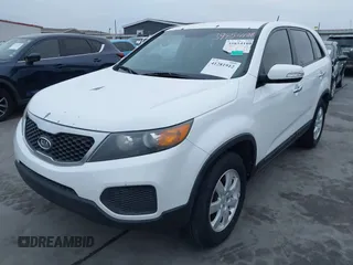 2011 Kia Sorento LX with VIN 5XYKT3A16BG130502, listed as a IAAI auction lot 41281912 with 112,761 mi miles. Bid and sale history available at carsss.com. Image 2.