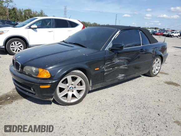 2001 BMW 3 Series 325Ci with VIN WBABS33481JY57601, listed as a Copart auction lot 43866775 with 110,650 mi miles and Salvage Title. Bid and sale history available at carsss.com. Image 1.