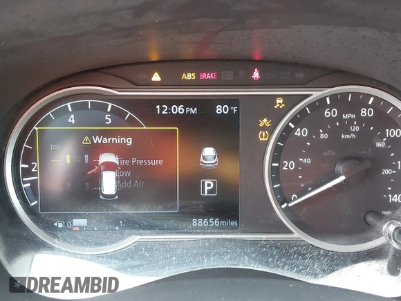 2019 Nissan Kicks S with VIN 3N1CP5CU9KL524812, listed as a IAAI auction lot 41910323 with 88,656 mi miles and . Bid and sale history available at carsss.com. Image 7.