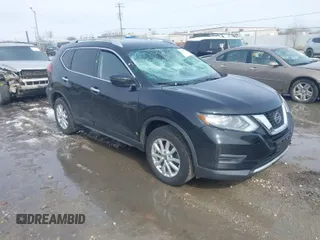 2019 Nissan Rogue SV with VIN 5N1AT2MV7KC811028, listed as a IAAI auction lot 41847182 with 48,745 mi miles. Bid and sale history available at carsss.com. Image 1.