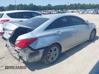 2011 Hyundai Sonata SE with VIN 5NPEC4AC0BH012927, listed as a IAAI auction lot 40395305 with 144,138 mi miles. Bid and sale history available at carsss.com. Image 4.