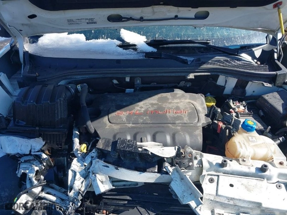 2019 Ram ProMaster City Cargo Van Tradesman SLT with VIN ZFBHRFBB2K6N02084, listed as a IAAI auction lot 41666797 with 84,146 mi miles. Bid and sale history available at carsss.com. Image 10.