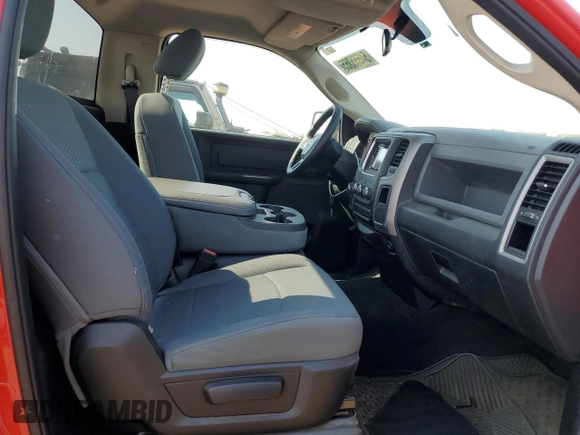2015 Ram 1500 Express z VIN 3C6JR6AG5FG540061, wystawiony jako Copart lot #54555365 z przebiegiem 70 514 mil mil oraz Nie do naprawy • Non repairable. Historia ofert i sprzedaży dostępna na DreamBid. Obrazek 10.