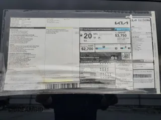 2024 Kia Telluride LX z VIN 5XYP2DGC0RG461190, wystawiony jako Copart lot #81030604 z przebiegiem 41 mil mil oraz Szkoda całkowita • Salvage title. Historia ofert i sprzedaży dostępna na DreamBid. Obrazek 13.
