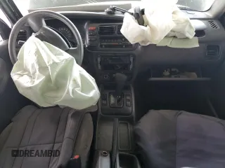 2000 Suzuki Vitara JLS z VIN 2S3TE52VXY6110157, wystawiony jako Copart lot #79173714 z przebiegiem 165 283 mil mil oraz Nie do naprawy. Historia ofert i sprzedaży dostępna na DreamBid. Obrazek 8.