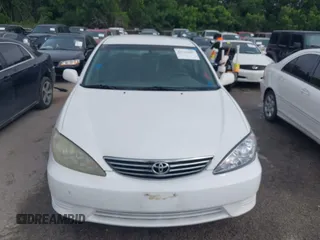 2005 Toyota Camry LE with VIN 4T1BF32K55U083752, listed as a IAAI auction lot 42145407 with 229,838 mi miles and . Bid and sale history available at DreamBid. Image 6.
