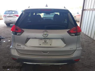 2017 Nissan Rogue S with VIN KNMAT2MT4HP550008, listed as a IAAI auction lot 41896542 with 127,757 mi miles. Bid and sale history available at carsss.com. Image 16.
