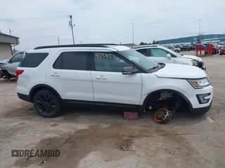2017 Ford Explorer XLT с VIN 1FM5K8D80HGB50963, выставлен на аукционе IAAI как лот 42697545 с пробегом 83 752 миль миль и . История ставок и продаж доступна на DreamBid. Изображение 13.