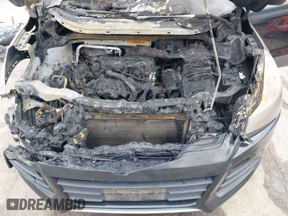 2014 Ford Escape SE with VIN 1FMCU0GXXEUA88622, listed as a IAAI auction lot 41727642 with 22,358 mi miles and . Bid and sale history available at DreamBid. Image 10.