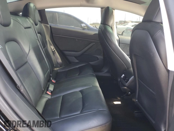 2022 Tesla Model 3 with VIN 5YJ3E1EAXNF120970, listed as a Copart auction lot 47631725 with 33,205 mi miles and Salvage Title. Bid and sale history available at DreamBid. Image 11.