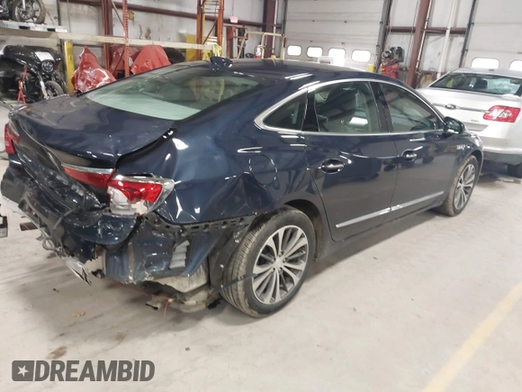2017 Buick LaCrosse Essence with VIN 1G4ZP5SS4HU171400, listed as a IAAI auction lot 41925140 with 79,528 mi miles and . Bid and sale history available at DreamBid. Image 4.