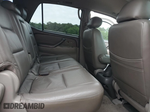 2002 Toyota Sequoia SR5 with VIN 5TDZT34A02S130623, listed as a Copart auction lot 55730225 with 180,212 mi miles and Clean Title. Bid and sale history available at DreamBid. Image 11.