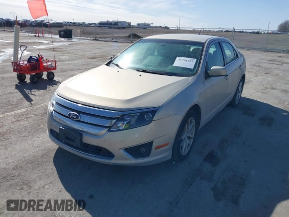 2010 Ford Fusion SEL with VIN 3FAHP0JG8AR255772, listed as a IAAI auction lot 41704257 with 169,547 mi miles. Bid and sale history available at carsss.com. Image 13.