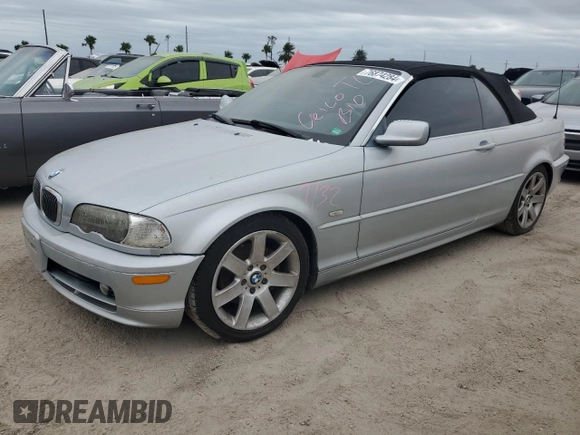 2003 BMW 3 Series 325Ci with VIN WBABS33423PG92549, listed as a Copart auction lot 76874284 with 0 mi miles and Salvage Title. Bid and sale history available at carsss.com. Image 1.