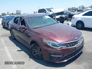 2020 Kia Optima LX z VIN 5XXGT4L32LG426326, wystawiony jako IAAI lot #42533007 z przebiegiem 38 193 mil mil oraz . Historia ofert i sprzedaży dostępna na DreamBid. Obrazek 1.
