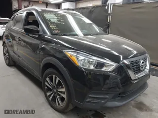 2019 Nissan Kicks SV with VIN 3N1CP5CU0KL554488, listed as a IAAI auction lot 41567731 with 92,951 mi miles. Bid and sale history available at carsss.com. Image 1.
