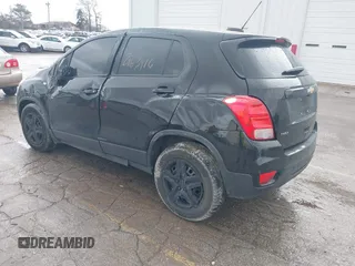 2018 Chevrolet Trax LS with VIN 3GNCJKSB5JL250074, listed as a IAAI auction lot 41727033 with 91,116 mi miles. Bid and sale history available at carsss.com. Image 3.